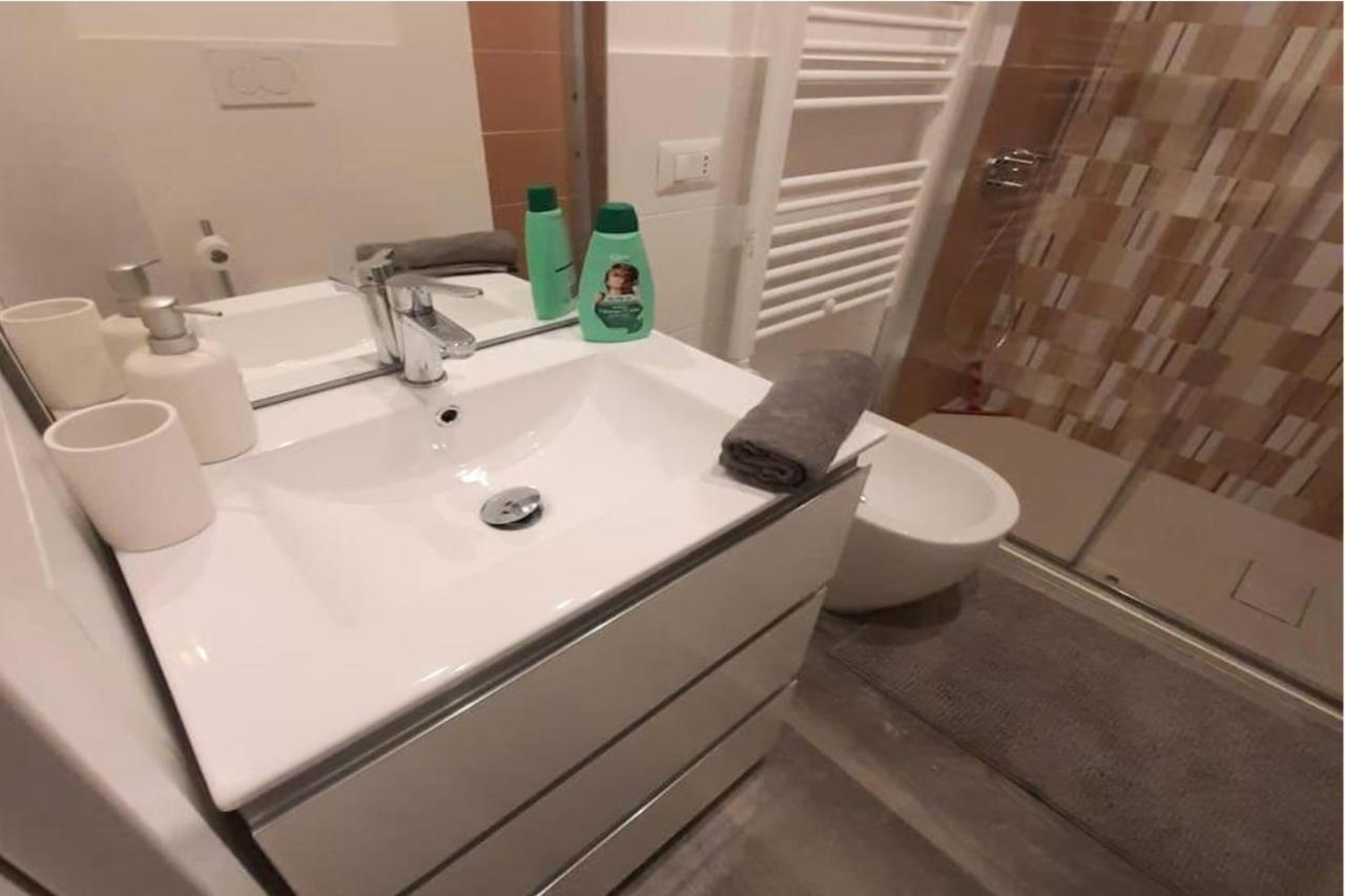 Appartamento In Centro A Milano Con A/C & Wi-Fi מראה חיצוני תמונה